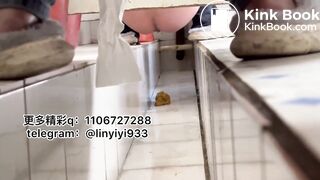 Beautiful women pooping in the toilet  132