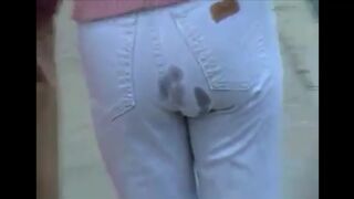 PSG - Sandra public pants mess #3