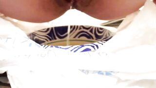 Squatty Potty Pee