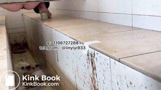 Beautiful women pooping in the toilet 147