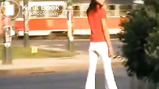 PSG - Marina public white pants mess