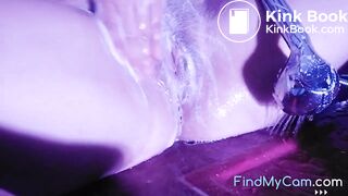 Rich British BBW preps her vagina for steamy sex session.