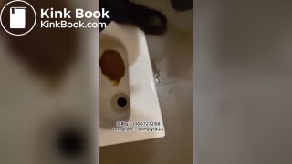 Beautiful women pooping in the toilet 153