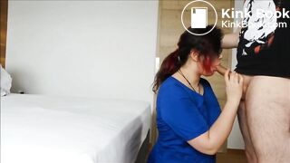 Deutsche BBW-Brünette-Krankenschwester im BDSM-Rollenspiel