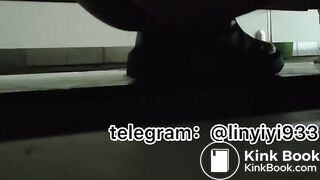 Beautiful women pooping in the toilet 161