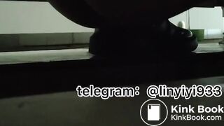 Beautiful women pooping in the toilet 161