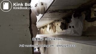 Girl pooping in toilet 002