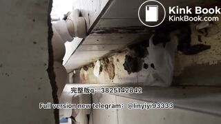 Girl pooping in toilet 002