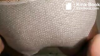 Masturbation scato, culote souillée, sperme chaud