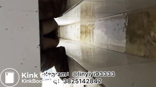 Girl pooping in toilet 006