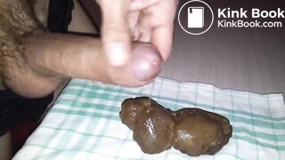 Enorme caca culotte, masturbation scato, étalage et éjaculation