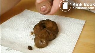 Large suprise rectale et matinale enduite de purée séminale