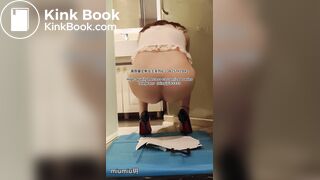 Girl pooping in toilet 013