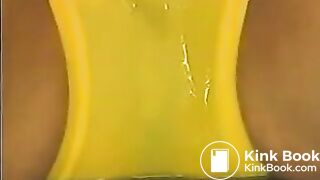 Japanese Bloomers - Pissing in yellow bloomers