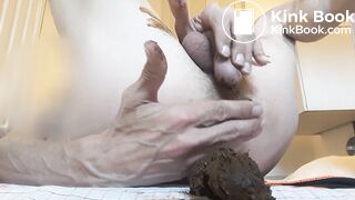 Soirée masturbation scato première partie 1.2.2