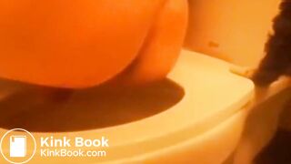 Shitting and Showing