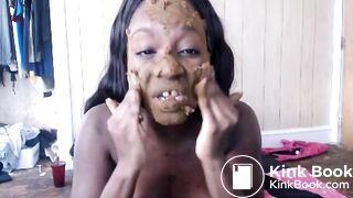 Ebony scat fetish girl smearing shit on the face
