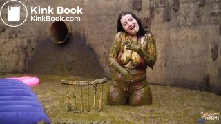 Rada Brewer Sexy in the manure pit