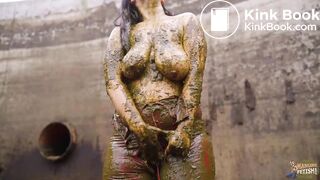 Rada Brewer Sexy in the manure pit