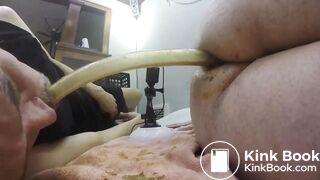 Old gay man sucking shit from his younger lover