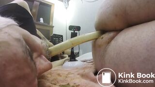 Old gay man sucking shit from his younger lover