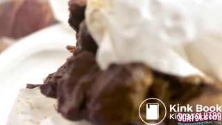 Trans BBW Shits then Sniffs Before Flushing