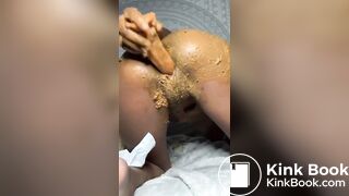 Beautiful Ebony Girl pooping and smearing