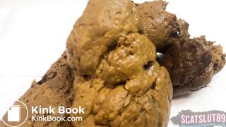 Close Up, Super Squeaky Trans Scat