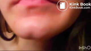 Belle princesse mange sa propre merde. VRAIE MERDE