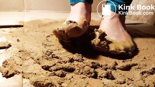 Pantyhose jeans and puppy cake 1