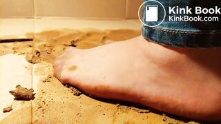 Pantyhose jeans and puppy cake 1