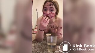 Belle cochonne mange son caca