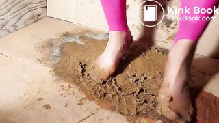 Ultra Bitch Asian Gunky Box Nylons dead