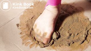 Very Gunky feet Asian in pantyhose dr Scholl's