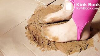 Stupid Asian Gunky Box Nylons Stuck slowMotion