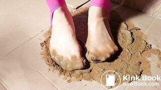 Stupid Asian Gunky Box Nylons Stuck slowMotion