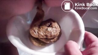 Mature Bowl Shitting and Eating
