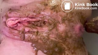 Scat Fuck Bath Time
