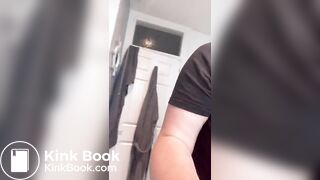 Desperate Shit In Yoga Pants