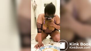 Ebony Eat Shit