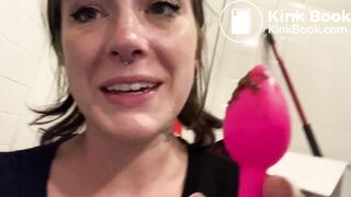 Dirty buttplug sucking