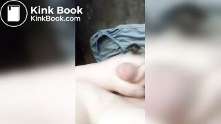 masturbating on abandoned shitty homeless panties