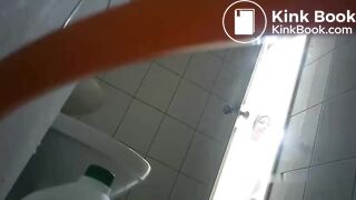 Beautiful women pooping in the toilet 77