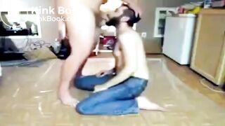 bear in jeans eats shit