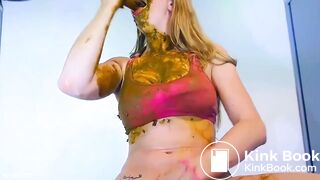 SCAT eating and smearing whore