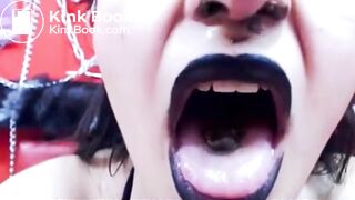 DIRTY CAMGIRL SHIT EATER SCAT QUEEN