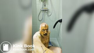 satan slave does a scat session