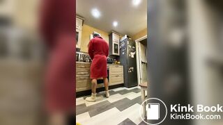 Economic husband poisoned himself to severe indige