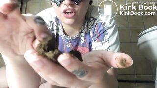 Girl Tried To Eat Her Shit