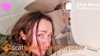 Huge secret toilet EFRO